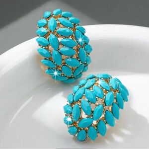 New packed Stunning Turquoise & Gold Earrings !!!